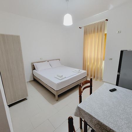 Vila Pasqyra Ksamil Esterno foto
