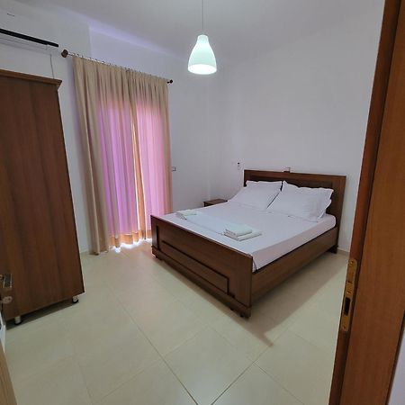 Vila Pasqyra Ksamil Esterno foto