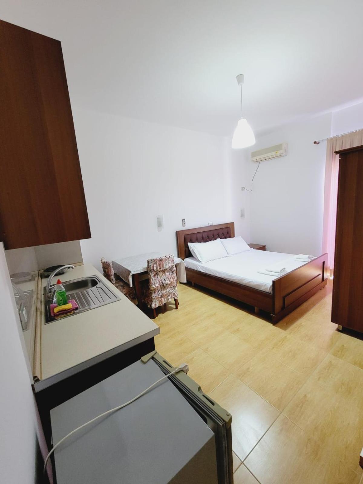 Vila Pasqyra Ksamil Esterno foto